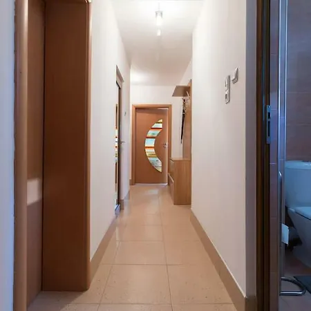 ~shapes Of Colors~ Central 2-bedroom Apt Apartamento
