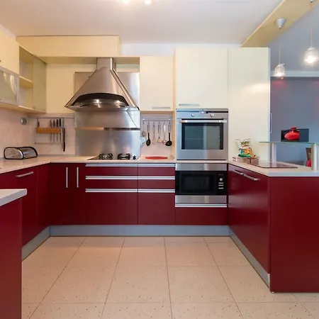 ~shapes Of Colors~ Central 2-bedroom Apt 플로브디프