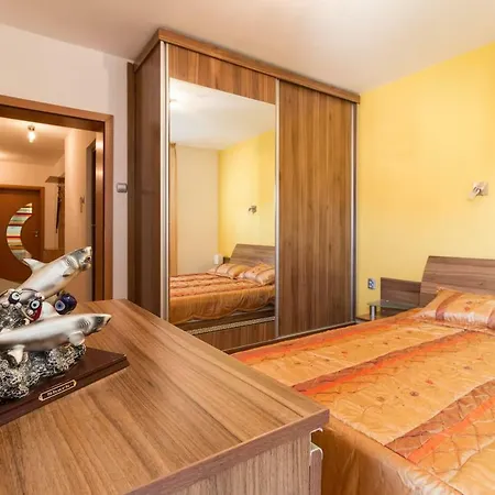 ~shapes Of Colors~ Central 2-bedroom Apt 아파트